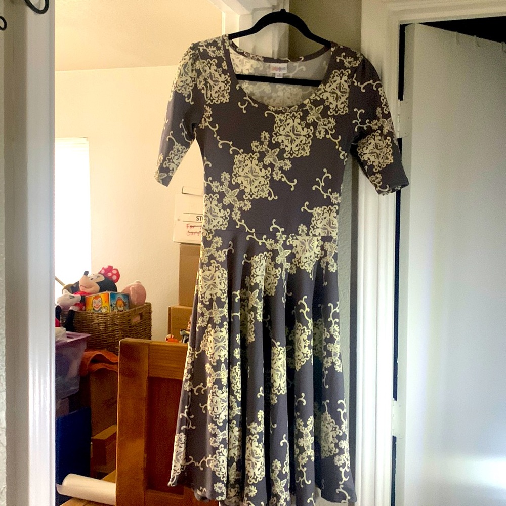 Lularoe size small quarter sleeve dress